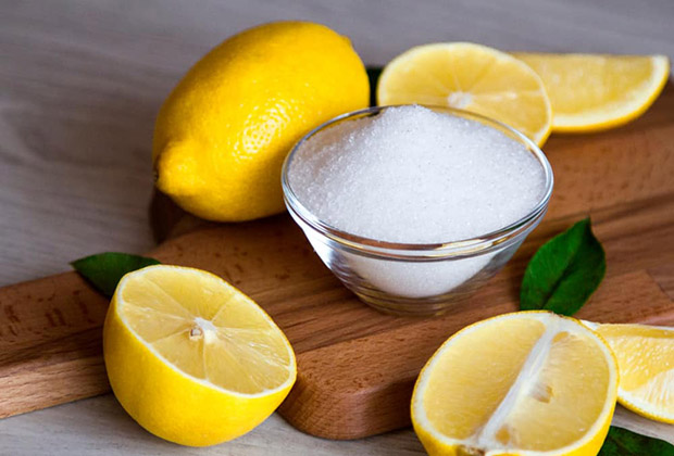 Anhydrous citric acid powder