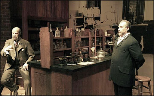 Fahlberg and Remsen in lab